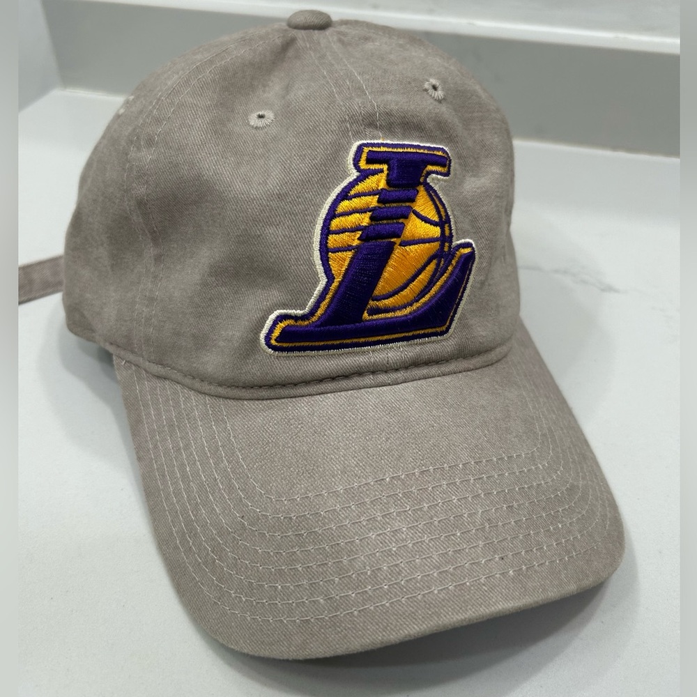 Mitchell & Ness Tan Los Angeles Lakers Hat/Cap